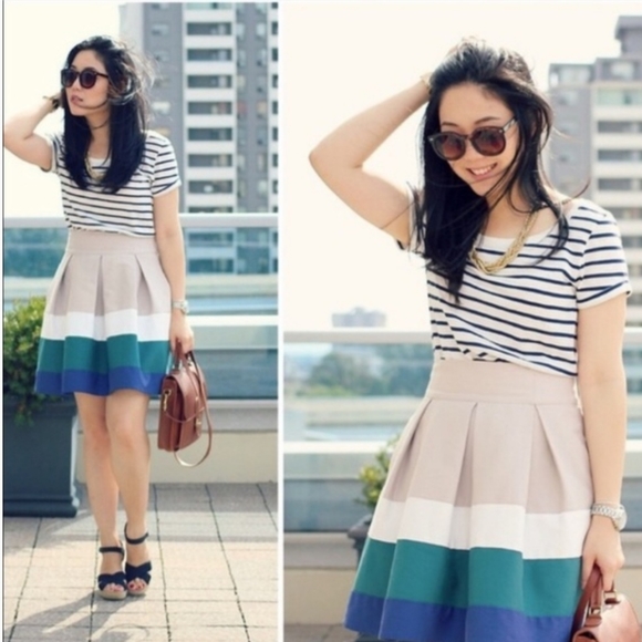 Zara Basic Pleated Skirt - Picture 9 of 9